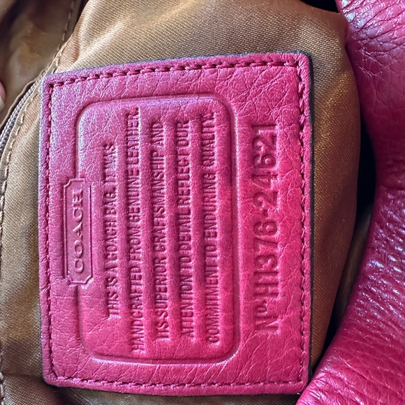 Coach leather bag, Never used, Perfect condition.  100 % , Original. Red color. - Picture 4 of 13